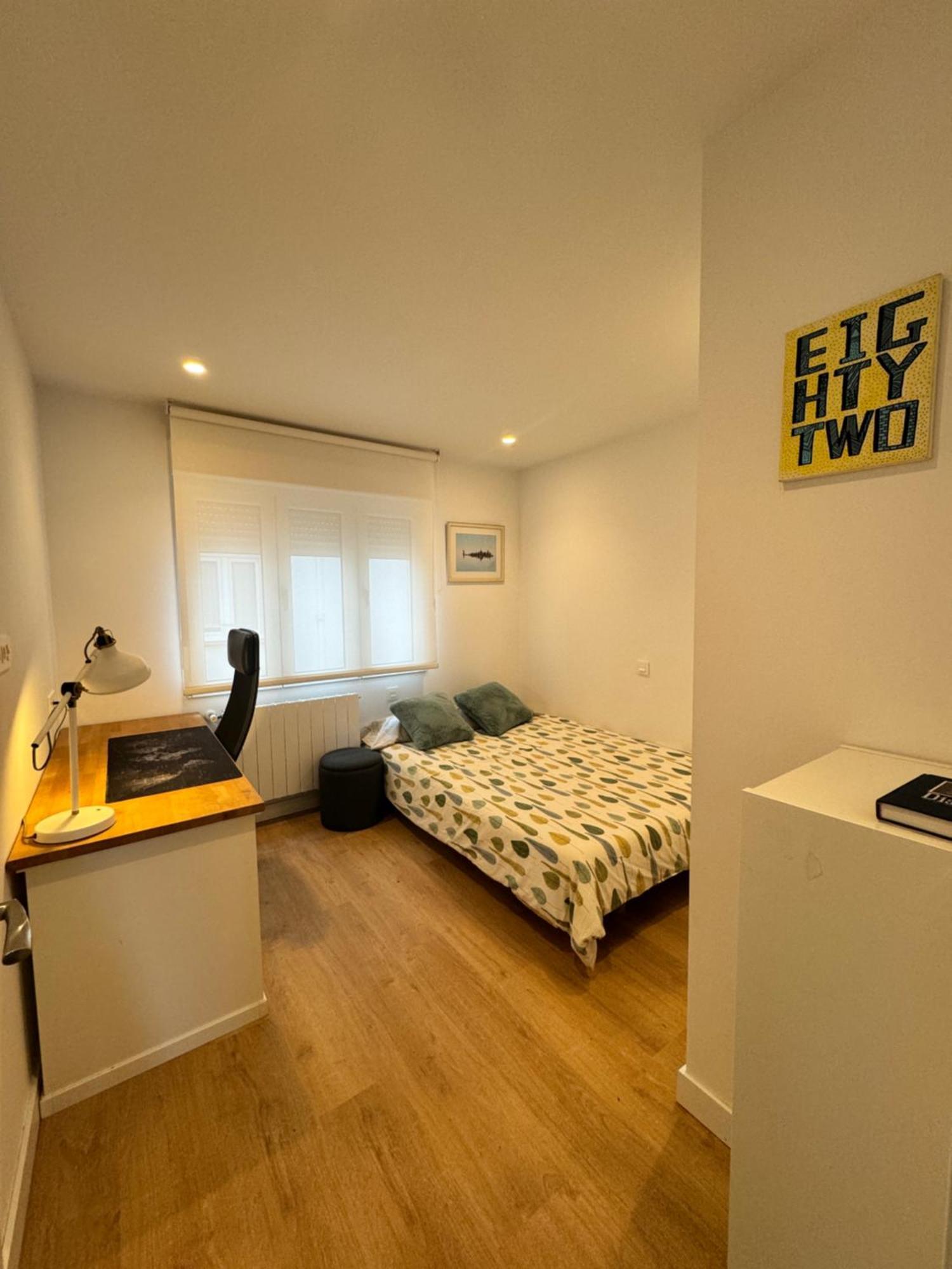 Piso De 2 Habitaciones En Centro, Zona Muy Tranquila Con Playa A 2 Min Andando Gijón Exteriér fotografie