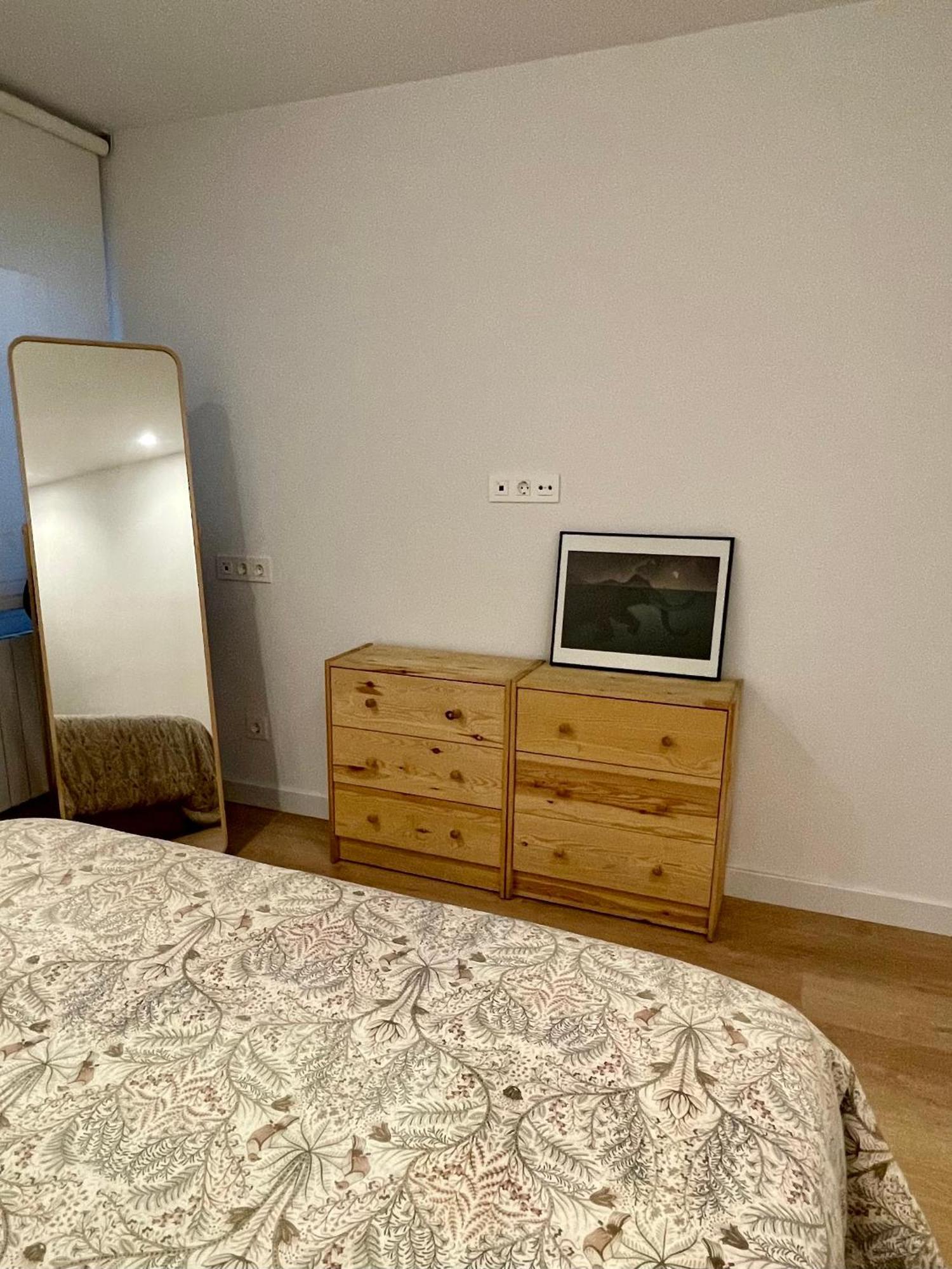 Piso De 2 Habitaciones En Centro, Zona Muy Tranquila Con Playa A 2 Min Andando Gijón Exteriér fotografie